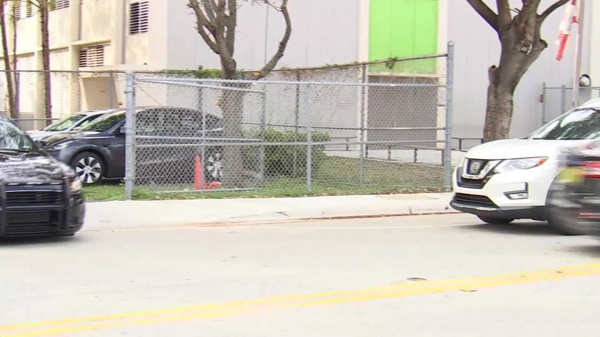 Florida middle school teacher arrested after he paid student for