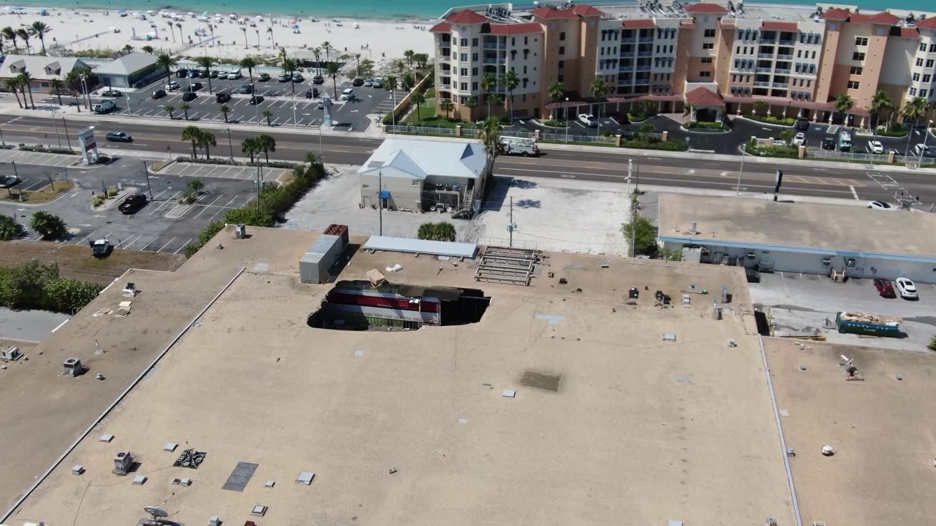 Roof of former Winn-Dixie collapses during Aldi conversion in Madeira Beach