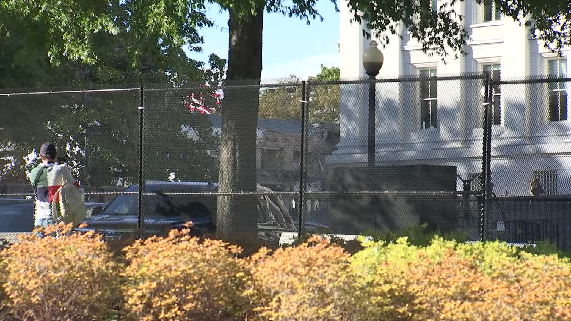 The White House starts demolishing part of the East Wing to build Trump ...
