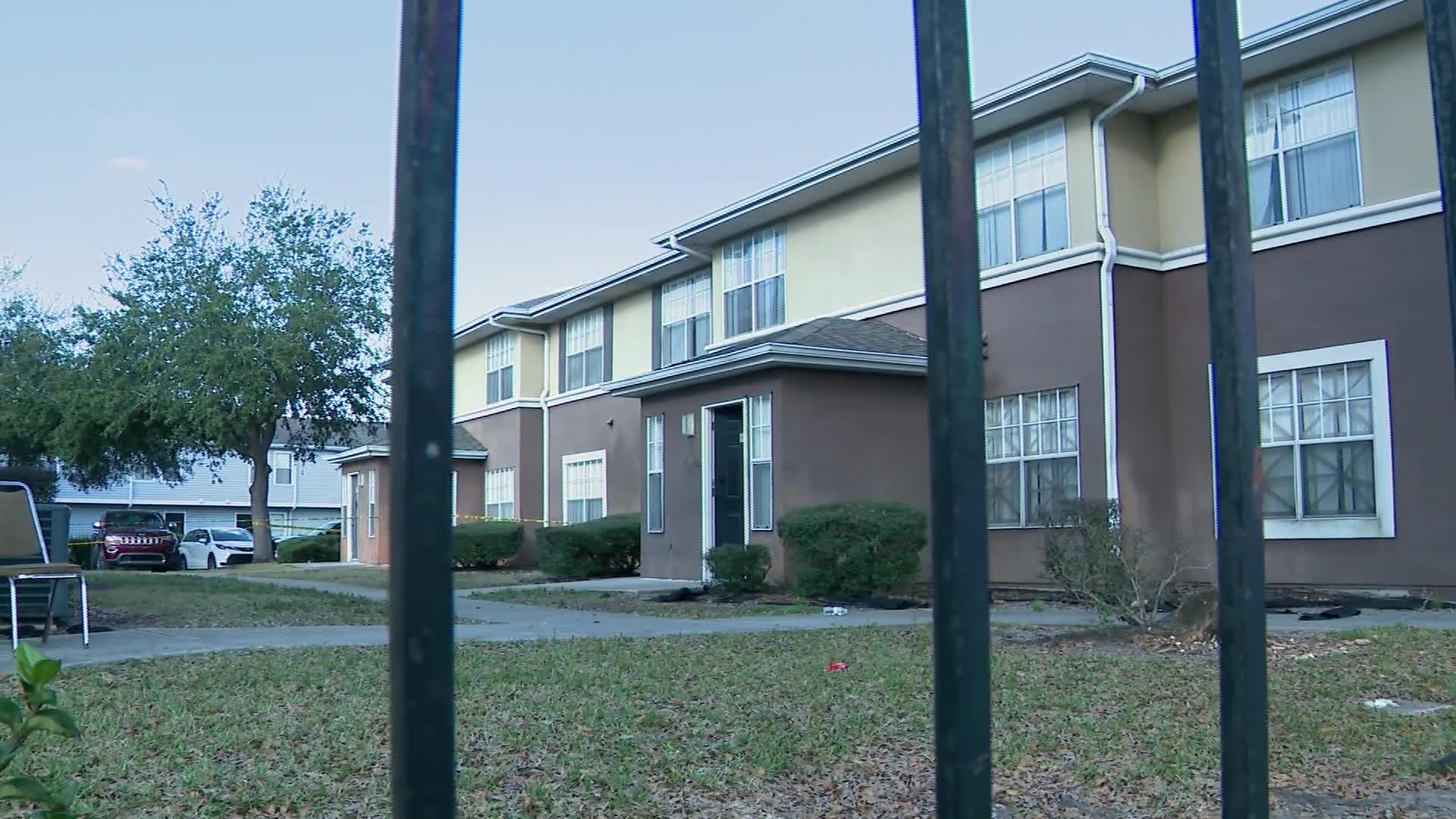 Man found dead inside Orlando apartment with ‘obvious trauma’ – WFLA