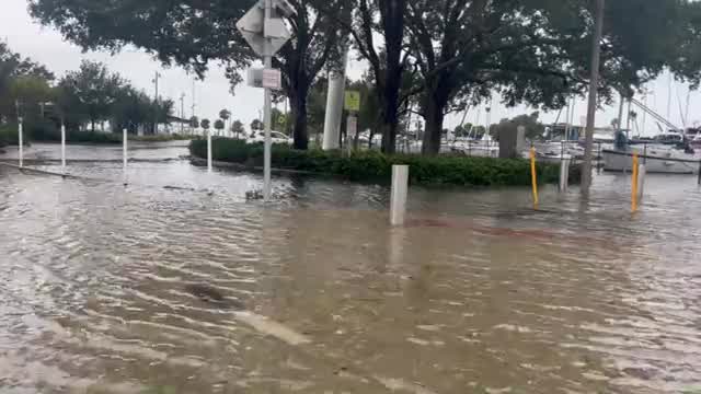 St. Pete pier flood – WFLA