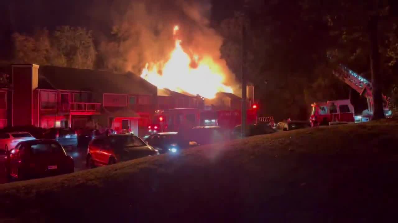 WATCH: Visible flames seen in Winston-Salem apartment fire – FOX8 WGHP