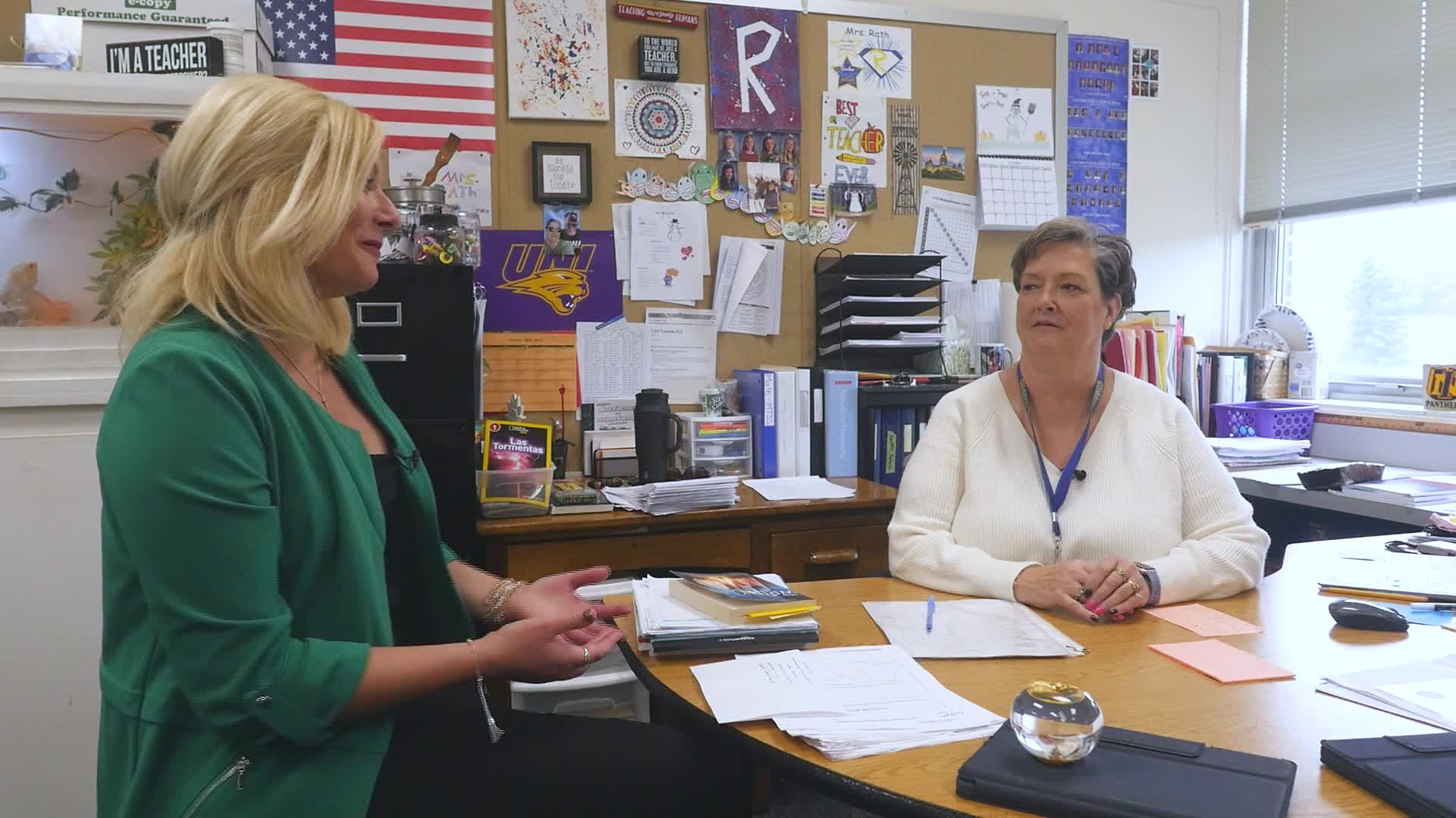 Golden Apple Award Winner Barb Rath — Full Interview – who13.com